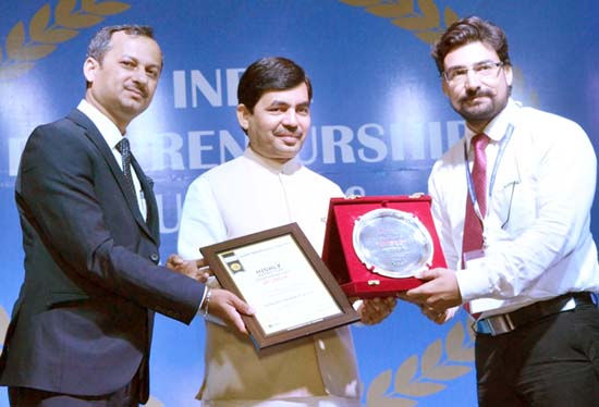 BJP National Spokesperson Shah Nawaz Hussain presenting Award to Managing Director of DCM Public School, Akhnoor, Dheeraj Jamwal Sharma in Delhi. BJP National Spokesperson Shah Nawaz Hussain presenting Award to Managing Director of DCM Public School, Akhnoor, Dheeraj Jamwal Sharma in Delhi.