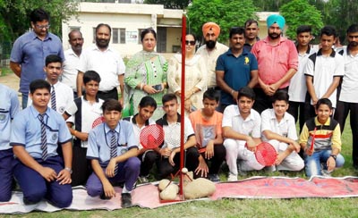 Budding sportspersons posing along with officers and officials of DYSS in Jammu on Friday. Budding sportspersons posing along with officers and officials of DYSS in Jammu on Friday.