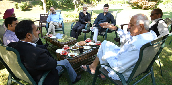 NC president Dr Farooq Abdullah at a meeting with JKCS on Wednesday. NC president Dr Farooq Abdullah at a meeting with JKCS on Wednesday.