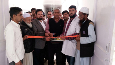 Chairman Latti Development Committee, K L Gupta inaugurating medical camp at PHC in Latti town of Udhampur. Chairman Latti Development Committee, K L Gupta inaugurating medical camp at PHC in Latti town of Udhampur.