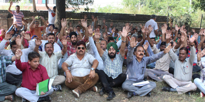 Estates employees staging protest on Wednesday. — Excelsior/ Rakesh Estates employees staging protest on Wednesday. — Excelsior/ Rakesh