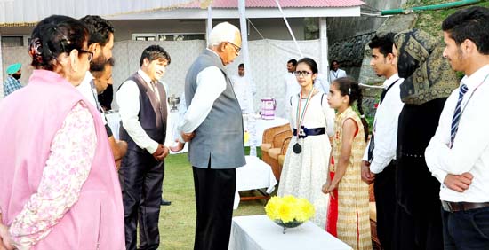 Governor N N Vohra interacting with players of 2nd International Yoga Championship. Governor N N Vohra interacting with players of 2nd International Yoga Championship.