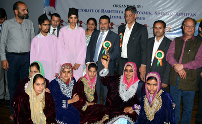 Education Minister Altaf Bukhari posing with participants of Kala Utsav at Jammu. Education Minister Altaf Bukhari posing with participants of Kala Utsav at Jammu.