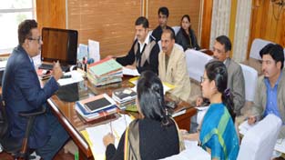 Principal Secretary Finance Navin Kumar Choudhary Chairing A Meeting At Jammu On Friday Jammu Kashmir Latest News Tourism Breaking News J K