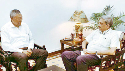 Minister for Cooperatives & Ladakh Affairs Chering Dorjay calling on Goa CM Manohar Parrikar on Saturday. Minister for Cooperatives & Ladakh Affairs Chering Dorjay calling on Goa CM Manohar Parrikar on Saturday.