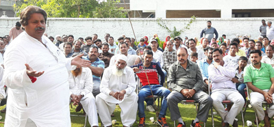Senior Cong leader Raman Bhalla addressing public meeting at Sunjwan in Jammu on Monday. Senior Cong leader Raman Bhalla addressing public meeting at Sunjwan in Jammu on Monday.