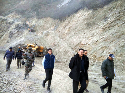 Chief Engineer, Project Beacon of BRO, Brig Aggarwal inspecting work on Bhaderwah-Bani Road. —Excelsior/ Tilak Raj Chief Engineer, Project Beacon of BRO, Brig Aggarwal inspecting work on Bhaderwah-Bani Road. —Excelsior/ Tilak Raj