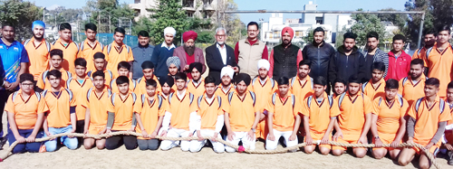 State Tug of War teams posing for a group photograph before leaving for National Championships. State Tug of War teams posing for a group photograph before leaving for National Championships.