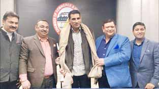 Actor Mukesh Rishi being felicitated by Chamber office bearers on Monday. Actor Mukesh Rishi being felicitated by Chamber office bearers on Monday.