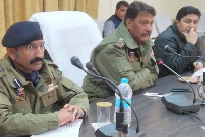 IGP Traffic Jagjeet Kumar chairing a meeting at Ramban on Tuesday. IGP Traffic Jagjeet Kumar chairing a meeting at Ramban on Tuesday.