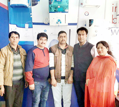 MLA Udhampur Pawan Gupta kick-starting blacktopping of Birmapul-Dhanodi road in Udhampur on Sunday. MLA Udhampur Pawan Gupta kick-starting blacktopping of Birmapul-Dhanodi road in Udhampur on Sunday.