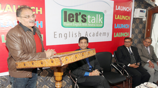 Speaker Kavinder Gupta expressing his views during opening of ‘Let’s Talk’ centre in Jammu on Thursday. —Excelsior/Rakesh Speaker Kavinder Gupta expressing his views during opening of ‘Let’s Talk’ centre in Jammu on Thursday. —Excelsior/Rakesh