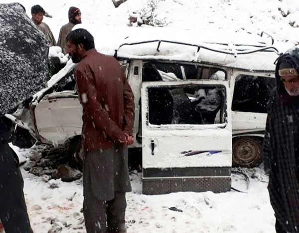 A van which slipped into gorge at Kapran, Anantnag on Tuesday. -Excelsior/Sajad Dar A van which slipped into gorge at Kapran, Anantnag on Tuesday. -Excelsior/Sajad Dar