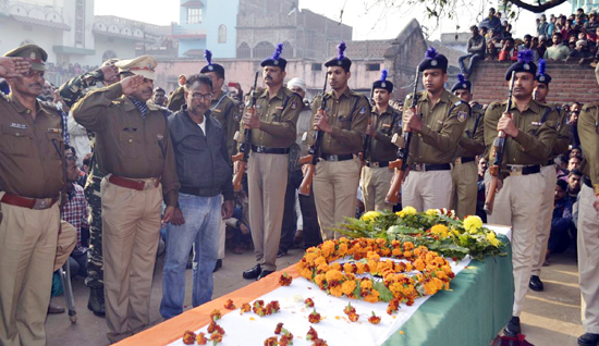 CRPF personnel pay gun salute to Constable Mujahid Khan, who was killed in an encounter in Srinagar’s Karan Nagar, during his funeral at Piro in Bhojpur district of Bihar on Wednesday. (UNI) CRPF personnel pay gun salute to Constable Mujahid Khan, who was killed in an encounter in Srinagar’s Karan Nagar, during his funeral at Piro in Bhojpur district of Bihar on Wednesday. (UNI)