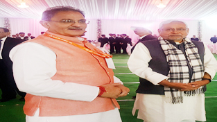 Speaker J&K Assembly Kavinder Gupta with Bihar CM, Nitish Kumar on Monday. Speaker J&K Assembly Kavinder Gupta with Bihar CM, Nitish Kumar on Monday.