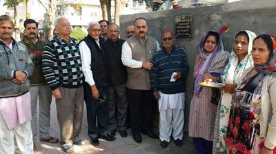 VC JAKFED Munish Sharma during inauguration of a water tank in Resham Ghar Colony on Tuesday. VC JAKFED Munish Sharma during inauguration of a water tank in Resham Ghar Colony on Tuesday.