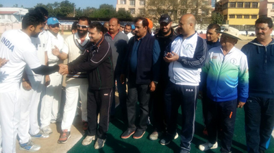 Chief guest and other dignitaries interacting with players during inaugural function of Salute & Tribute Cricket Tourney at Parade ground in Jammu. Chief guest and other dignitaries interacting with players during inaugural function of Salute & Tribute Cricket Tourney at Parade ground in Jammu.