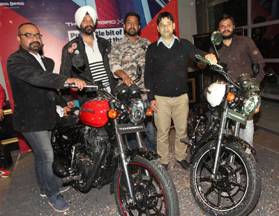 Officials of Reliance Motors launching Thunderbird X at Jammu on Wednesday. —Excelsior/Rakesh Officials of Reliance Motors launching Thunderbird X at Jammu on Wednesday. —Excelsior/Rakesh