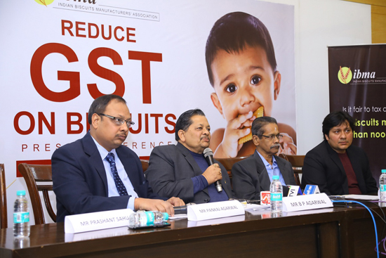 BP Agarwal, president, IBMA and others during a press conference at Srinagar. BP Agarwal, president, IBMA and others during a press conference at Srinagar.