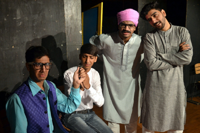 A scene from the play 'Do Kalakaar' presented in Natrang's Sunday Theatre Series. A scene from the play 'Do Kalakaar' presented in Natrang's Sunday Theatre Series.