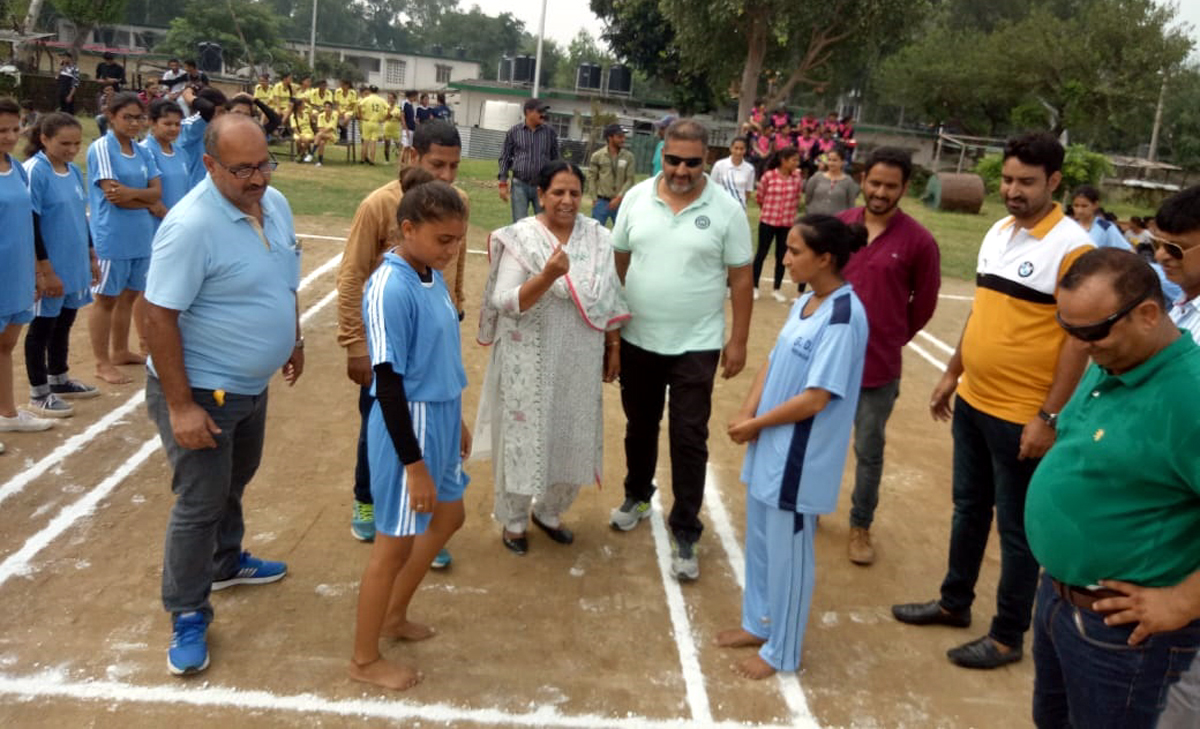 Toss of coin before the commencement of Kho-Kho match at JU. Toss of coin before the commencement of Kho-Kho match at JU.