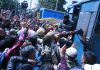 Protesting teachers being detained in Srinagar on Sunday. — Excelsior/Shakeel
