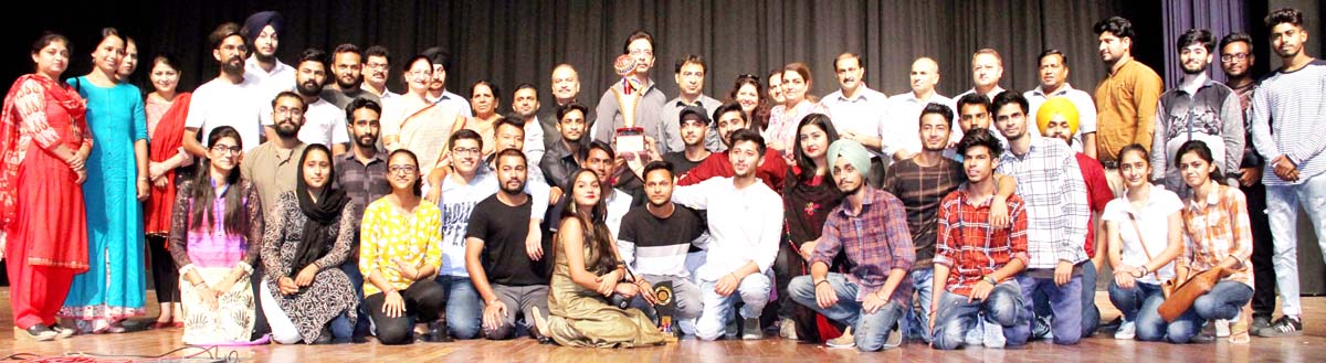 Winners of various events of JU's Display Your Talent posing along with chief guest and other dignitaries on Friday. Winners of various events of JU's Display Your Talent posing along with chief guest and other dignitaries on Friday.