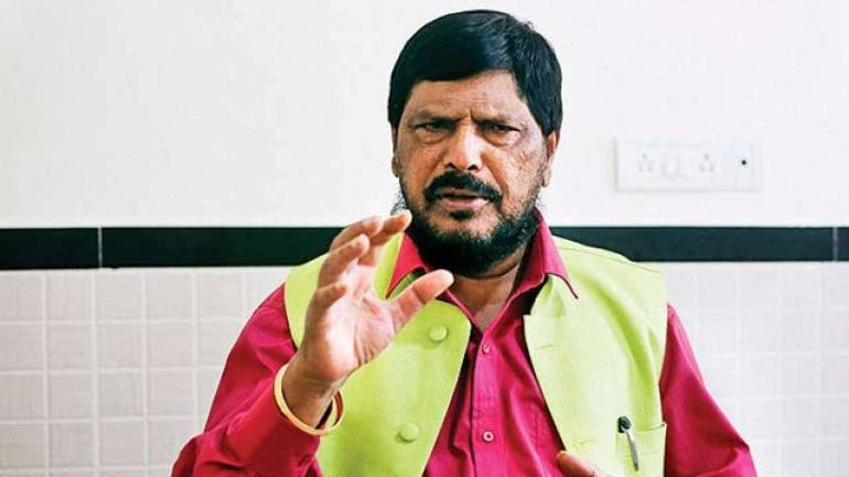 669917-athawale-ramdas-071517-770x433