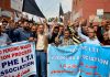 All J&K PHE ITI workers protesting at Srinagar. —Excelsior/Shakeel