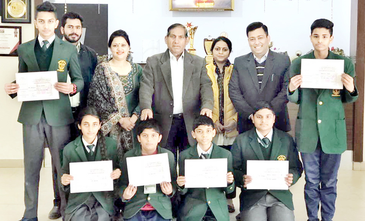 Students and officials of DPS Udhampur posing for group photograph. Students and officials of DPS Udhampur posing for group photograph.