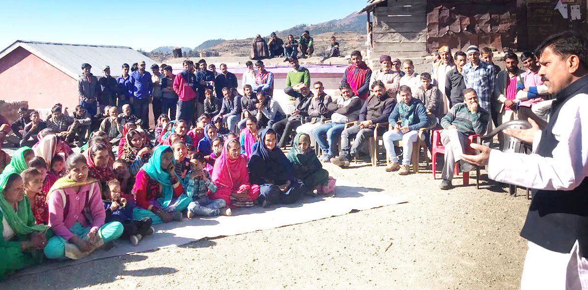 NPP leader Harsh Dev Singh addressing public meeting in Basantgarh area of Ramnagar on Friday. NPP leader Harsh Dev Singh addressing public meeting in Basantgarh area of Ramnagar on Friday.