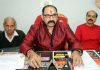 Pandit Rumil Sharma, head priest of Pracheen Kal Bharav Mandir addressing a news conference at Jammu on Saturday. —Excelsior Rakesh