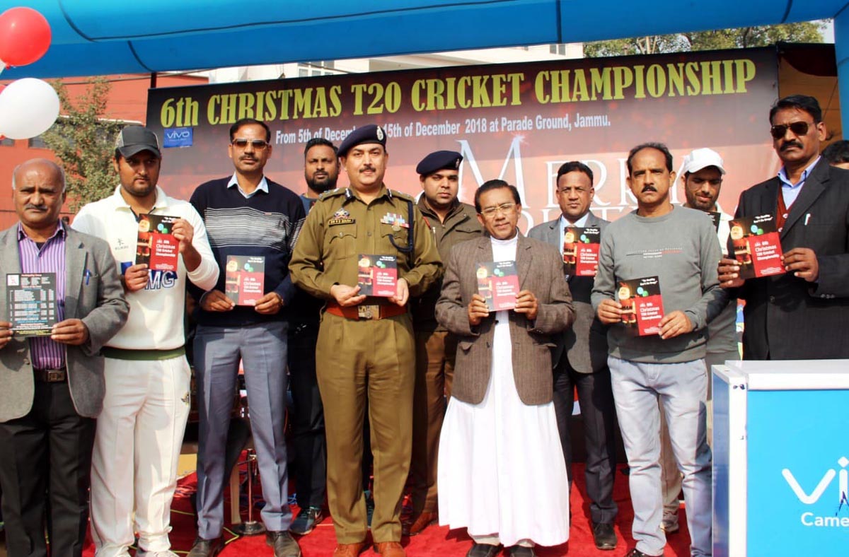 IGP Jammu, SD Singh Jamwal releasing fixture while inaugurating Christmas Cup in Jammu. IGP Jammu, SD Singh Jamwal releasing fixture while inaugurating Christmas Cup in Jammu.
