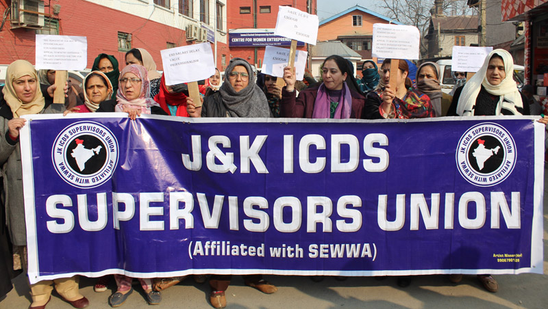 ICDS Supervisors Union staging a protest in Srinagar. -Excelsior/Shakeel ICDS Supervisors Union staging a protest in Srinagar. -Excelsior/Shakeel