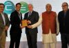 Siddhant Chowdhary, Managing Director of Ramada Jammu City Centre receiving ‘Best Business Hotel’ Award at New Delhi.