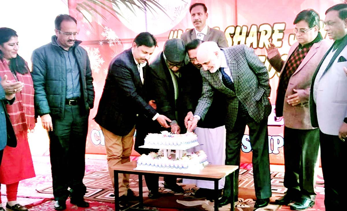 Dignitaries cutting the Christmas cake during all communities get-together at Jammu on Friday. Dignitaries cutting the Christmas cake during all communities get-together at Jammu on Friday.