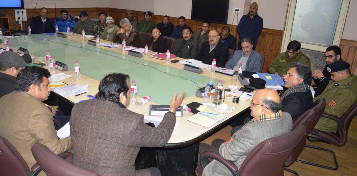 Advisor Khurshid Ganai and Chief Secretary BVR Subrahmanyam chairing a meeting in Srinagar on Tuesday. Advisor Khurshid Ganai and Chief Secretary BVR Subrahmanyam chairing a meeting in Srinagar on Tuesday.