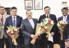 Union Minister Dr Jitendra Singh exchanging New Year greetings with  senior officers of DoPT,  after announcing mass promotions of Government officials, at New Delhi on Tuesday.