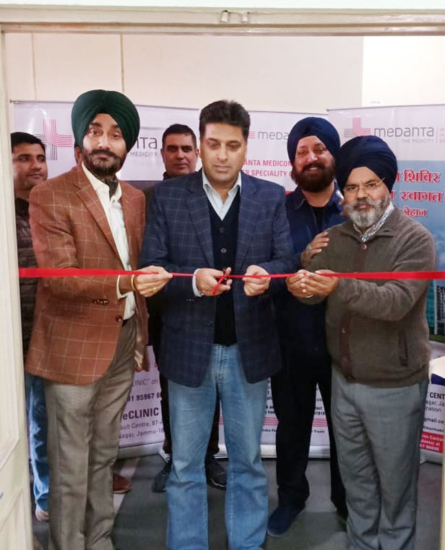 Excise Commissioner, Talat Parvez Rohalla inaugurating a diabetes screening camp. Excise Commissioner, Talat Parvez Rohalla inaugurating a diabetes screening camp.