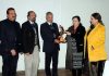 Principal, GMC Jammu, Dr Sunanda Raina, presenting memento to a guest speaker on conclusion of CME at GMC Jammu.