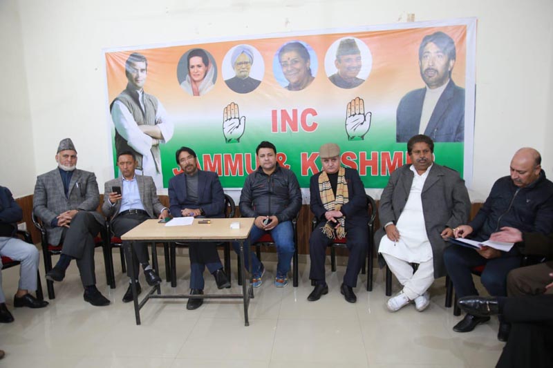 AICC Secy, Sudhir Sharma and senior PCC leaders at a meeting in Jammu on Saturday. AICC Secy, Sudhir Sharma and senior PCC leaders at a meeting in Jammu on Saturday.