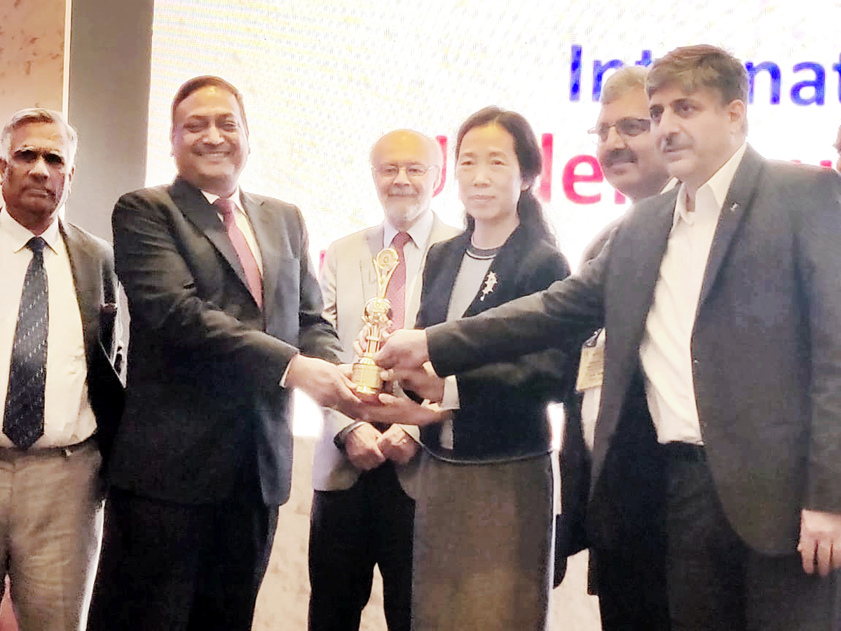 NHPC, Director Projects, Ratish Kumar receiving award at Mumbai. NHPC, Director Projects, Ratish Kumar receiving award at Mumbai.