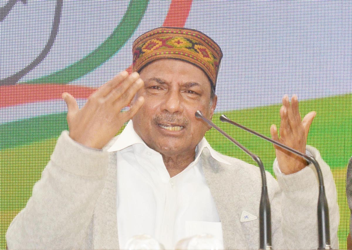 Senior Congress leader and former Defence Minister A K Antony briefing newsmen at AICC Headquarters, in New Delhi on Tuesday. (UNI) Senior Congress leader and former Defence Minister A K Antony briefing newsmen at AICC Headquarters, in New Delhi on Tuesday. (UNI)