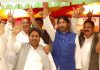 Senior Cong leaders Shakeel Khan, G A Mir, Raman Bhalla and others at a Cong rally at Raipur Domana in Jammu.