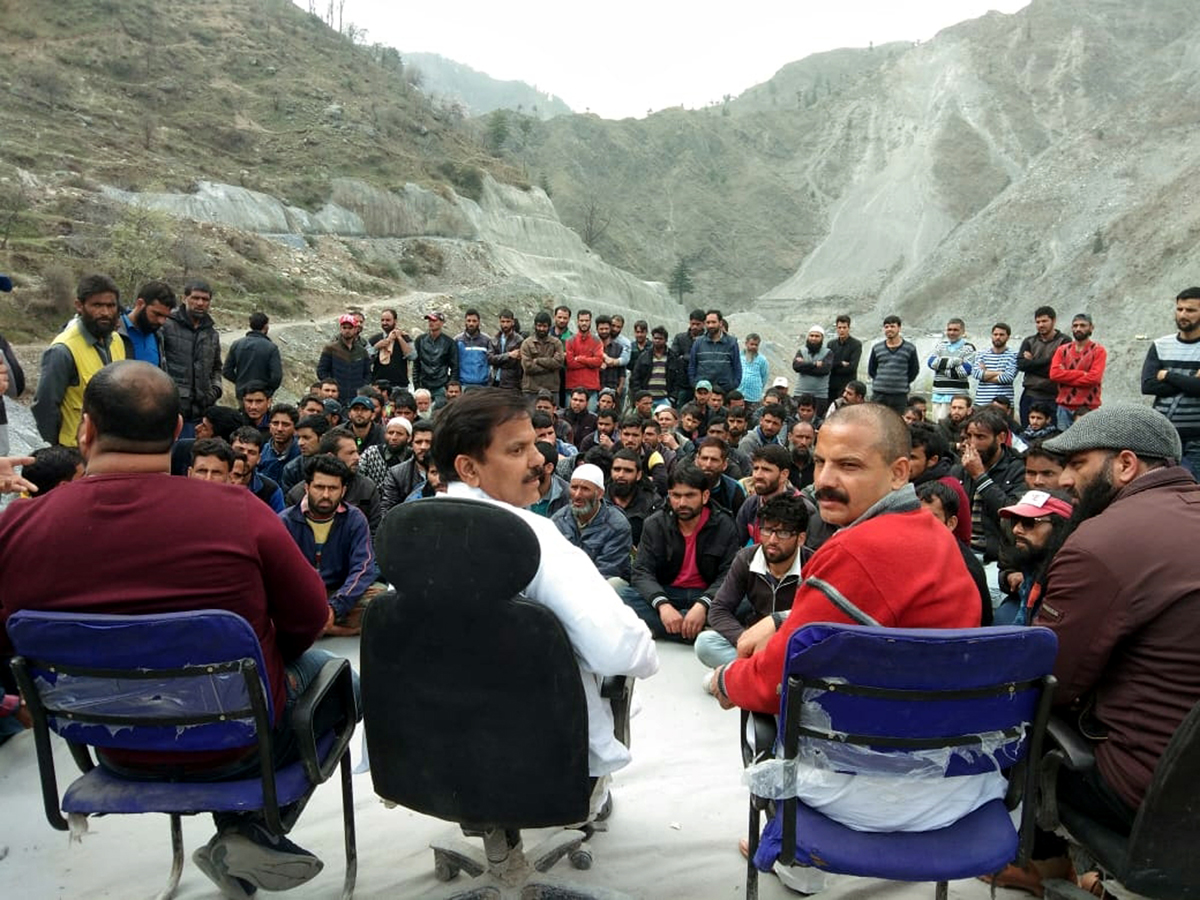 NPP leaders Harsh Dev Singh, Balwant Mankotia and others addressing a public meeting in Ramban on Saturday. NPP leaders Harsh Dev Singh, Balwant Mankotia and others addressing a public meeting in Ramban on Saturday.