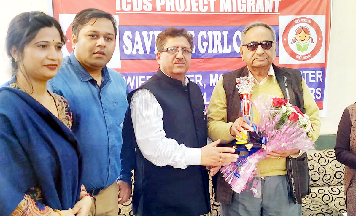 Relief Commissioner, ML Raina along with Assistant Commissioner, Food Safety, Dr Parvesh Kumar and others during an awareness program at Karan Nagar, Jammu. Relief Commissioner, ML Raina along with Assistant Commissioner, Food Safety, Dr Parvesh Kumar and others during an awareness program at Karan Nagar, Jammu.