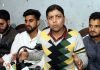 ‘Haq Insaaf Council’ leader Zeshan Syed addressing a press conference at Jammu on Wednesday. -Excelsior Rakesh
