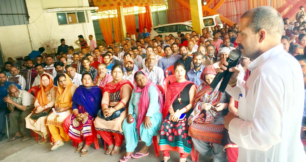 NPP president Balwant Singh Mankotia addressing a public gathering. NPP president Balwant Singh Mankotia addressing a public gathering.