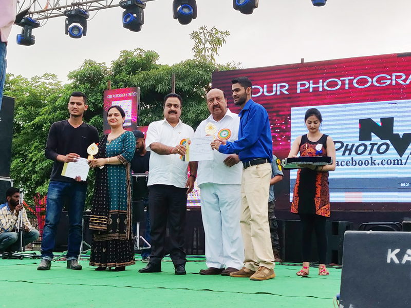 Best performing students being felicitated at Business Tech Fest 'EKATRA-19' in Jammu on Tuesday. Best performing students being felicitated at Business Tech Fest 'EKATRA-19' in Jammu on Tuesday.