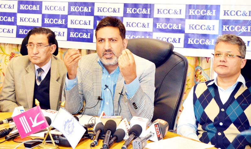 Kashmir Chamber of Commerce and Industry president Sheikh Ashiq addressing a press conference in Srinagar on Monday. -Excelsior/Shakeel Kashmir Chamber of Commerce and Industry president Sheikh Ashiq addressing a press conference in Srinagar on Monday. -Excelsior/Shakeel